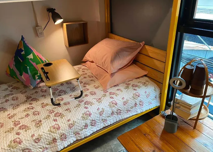 The Space Hometel - Women Only Hostel *
