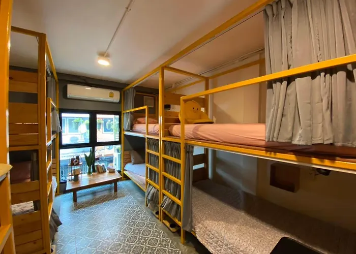 The Space Hometel - Women Only Hostel *