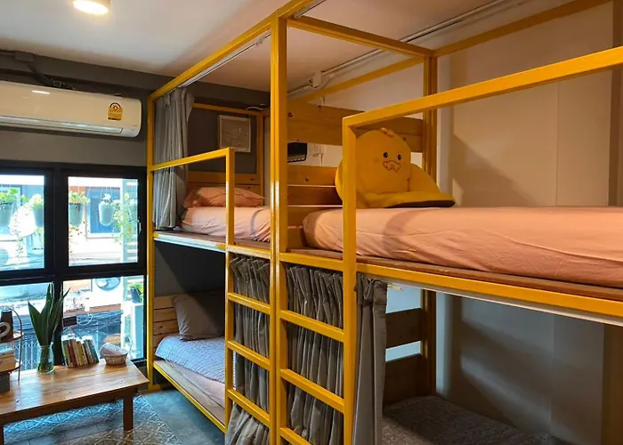 The Space Hometel - Women Only Hostel