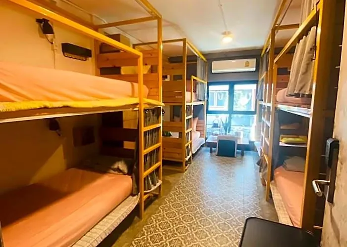 The Space Hometel - Women Only Hostel